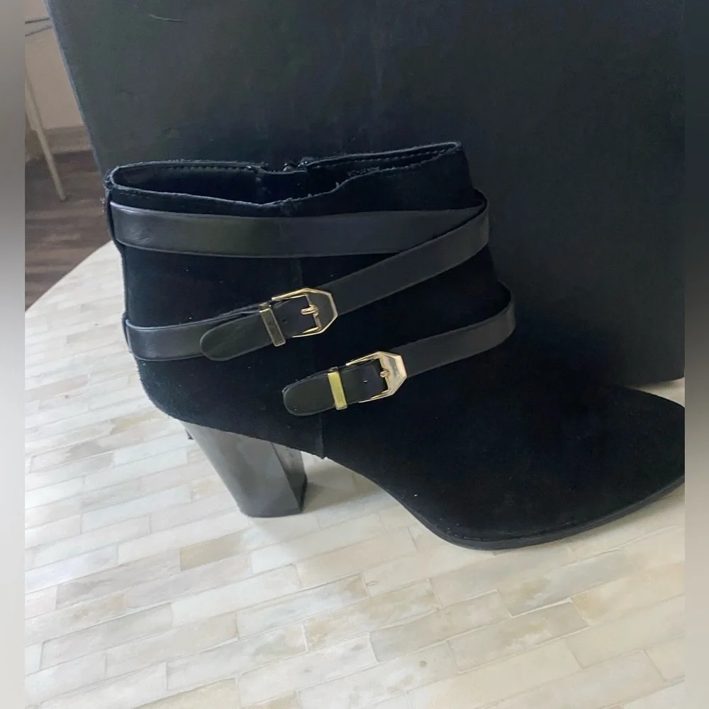 INC International Concepts stylist patent